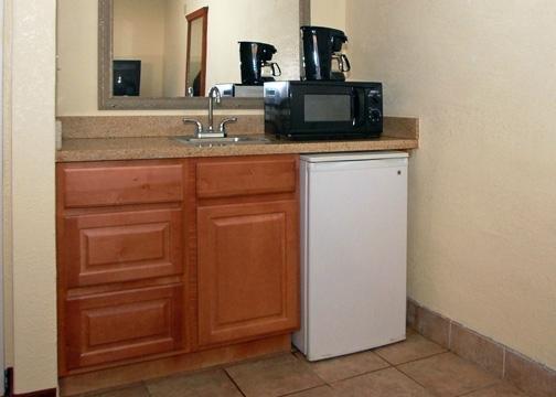 Days Inn & Suites By Wyndham Hickory Dış mekan fotoğraf